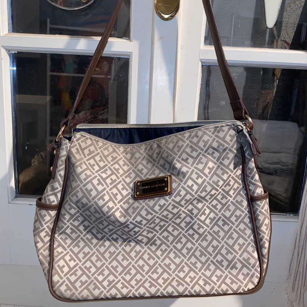 Tommy Hilfiger purse